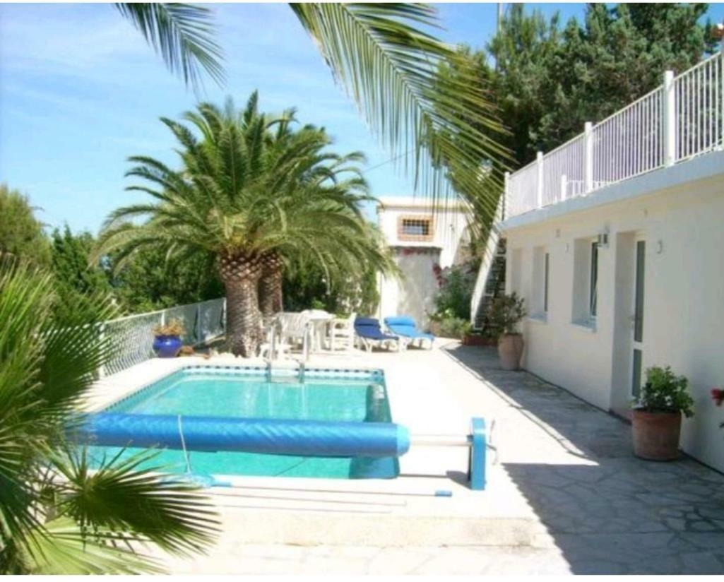 Haus Mit Pool Dom wakacyjny